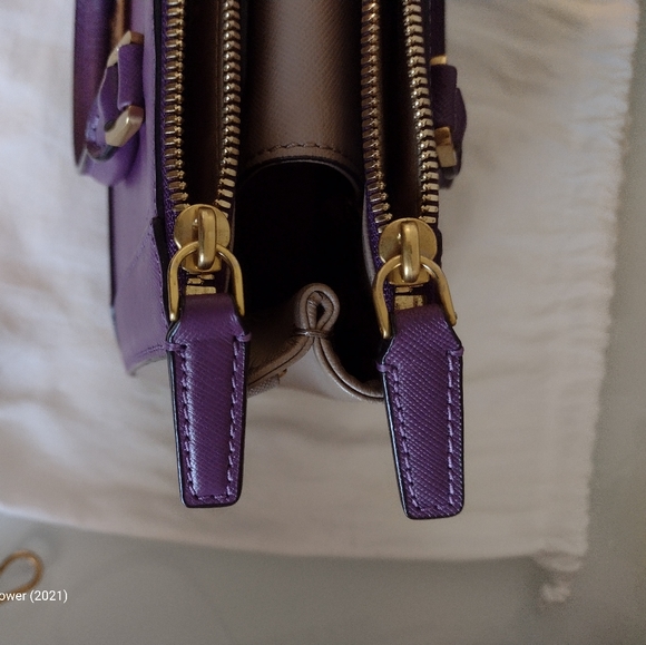 #31 MCM Two tone Crossbody Handbag π LIKE NEW π - Picture 14 of 17